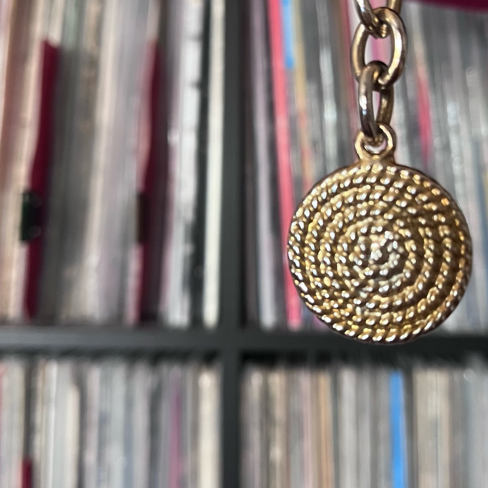 gold medallion chain belt glam chic festive 80s 90s - Picture 5 of 7
